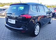 Opel Zafira 5
