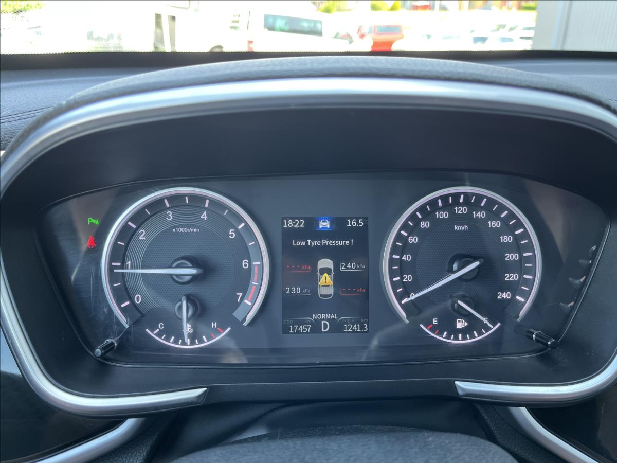 Dongfeng Fengon 5