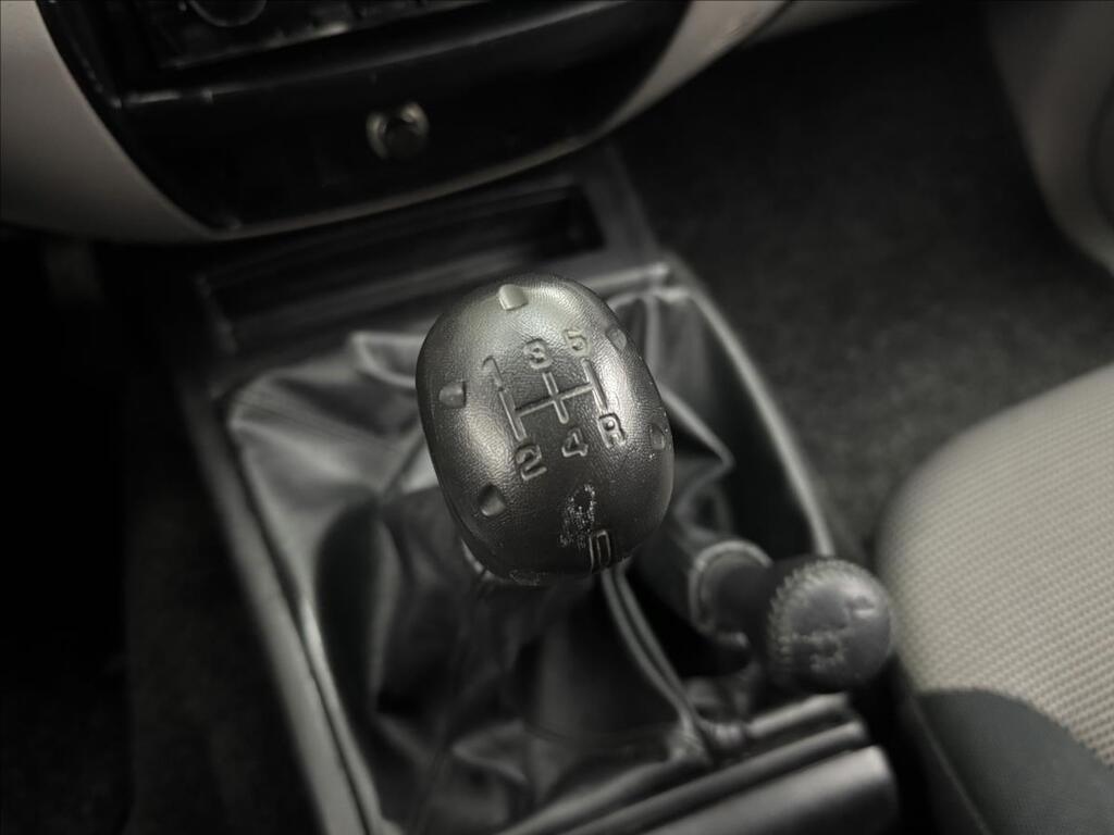 Mitsubishi L200 17