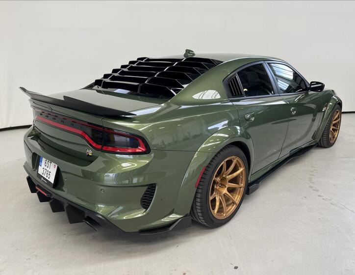 Dodge Charger 2