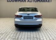 Toyota Camry 16