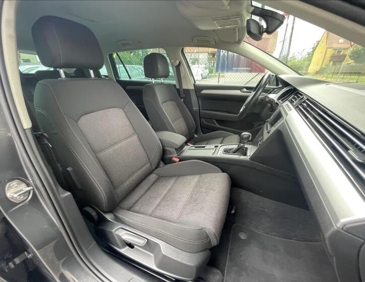 Volkswagen Passat 30