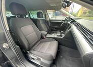 Volkswagen Passat 30