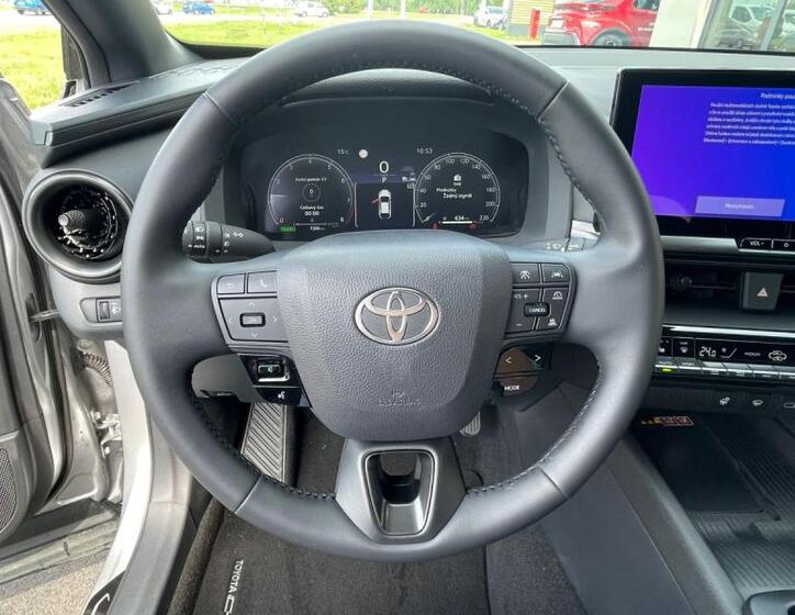 Toyota C-HR 15