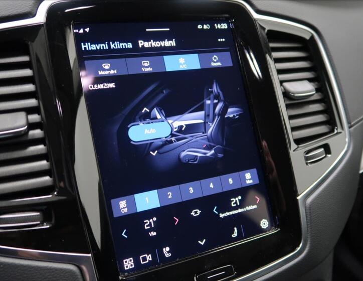 Volvo XC90 31