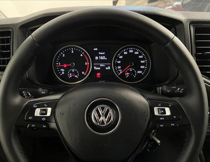 Volkswagen Crafter 10