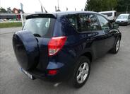 Toyota RAV4 8