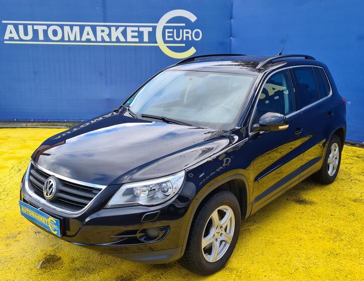 Volkswagen Tiguan 1