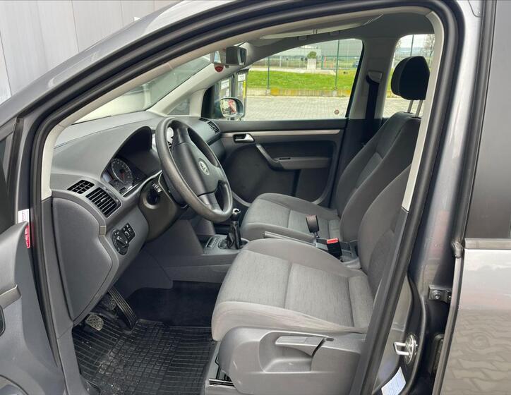Volkswagen Touran 12