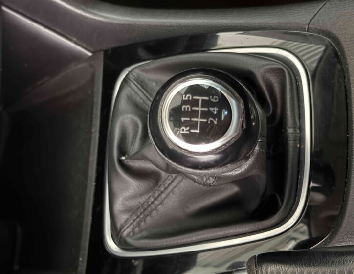 Mazda 6 13