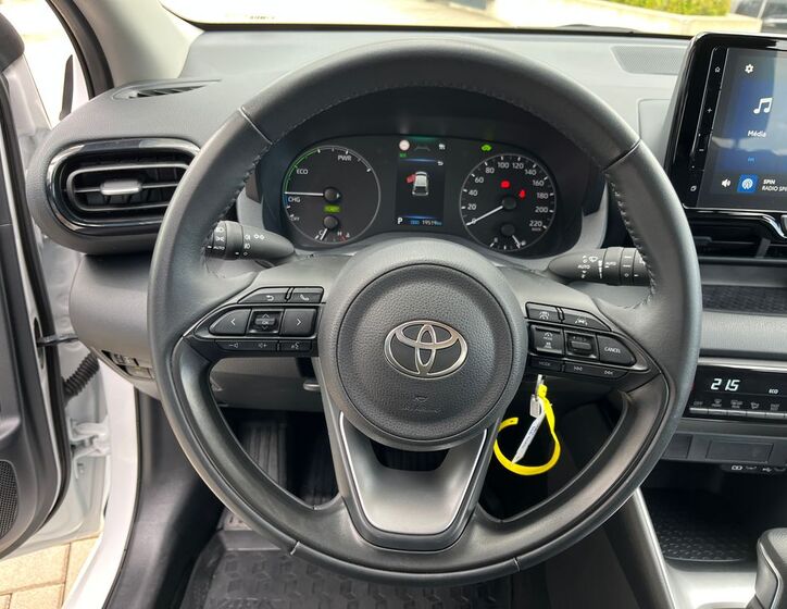 Toyota Yaris 23