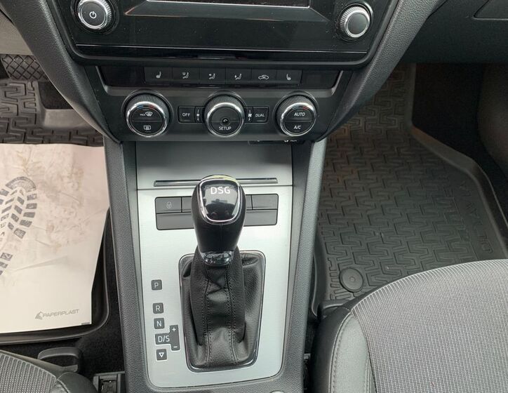 Škoda Octavia 12