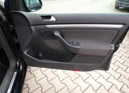 Volkswagen Golf 31