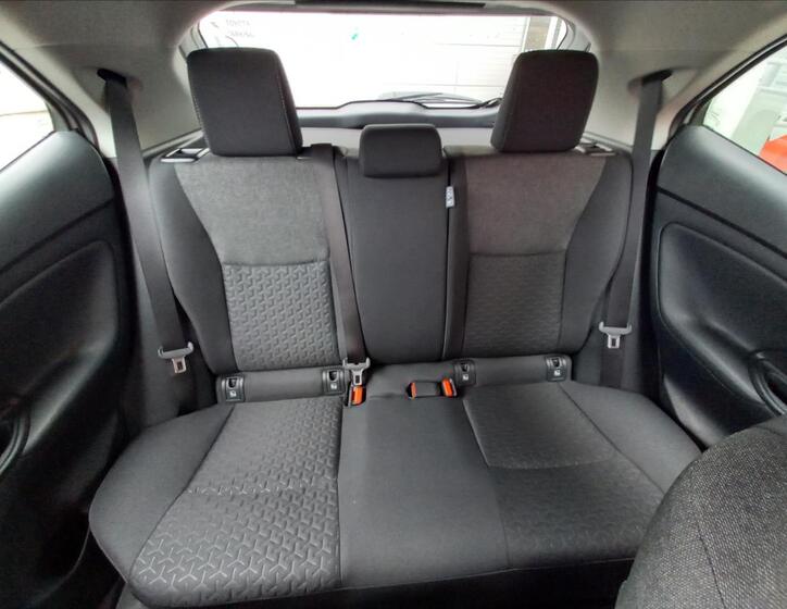 Toyota Yaris Cross 10