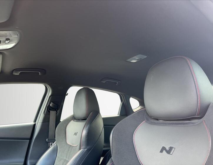 Hyundai i30 17