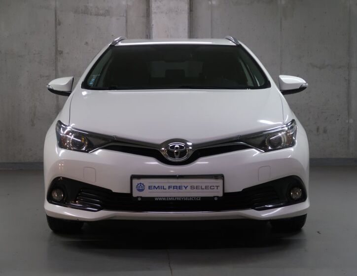 Toyota Auris 2