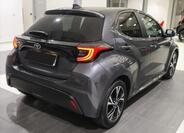Toyota Yaris 6