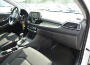 Hyundai i30 24