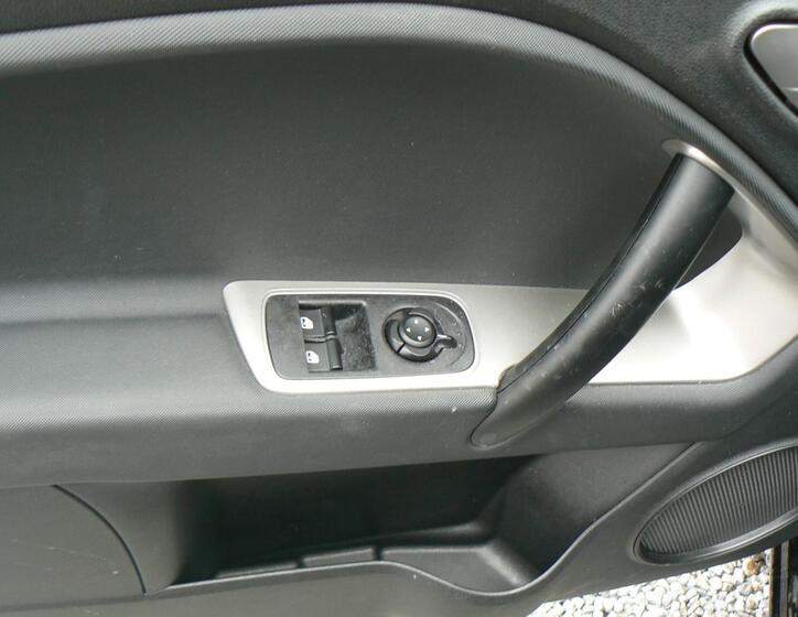 Alfa Romeo MiTo 8