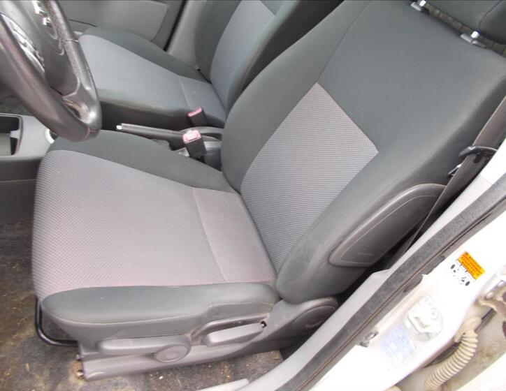 Suzuki SX4 17