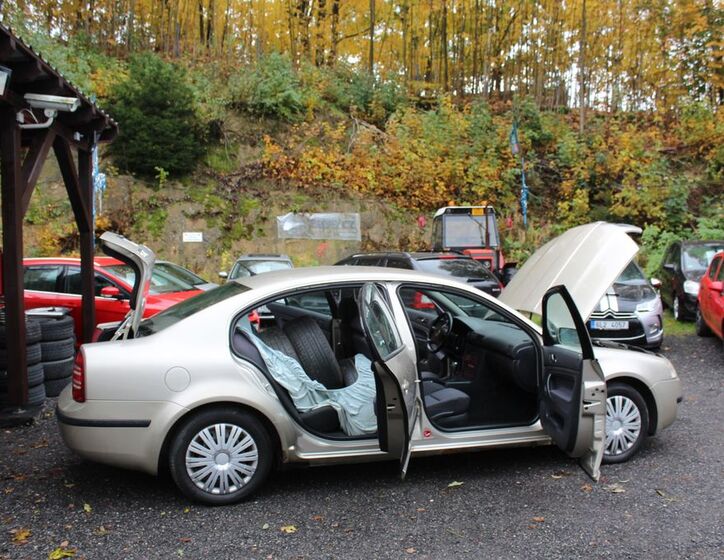 Škoda Superb 21