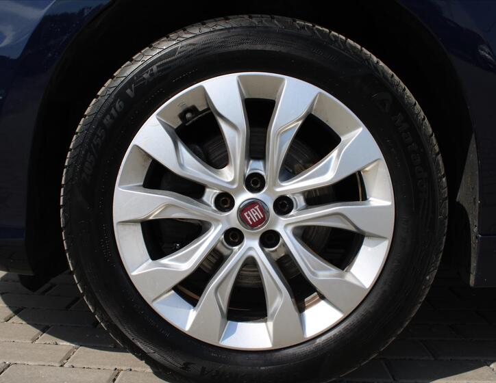 Fiat Tipo 9