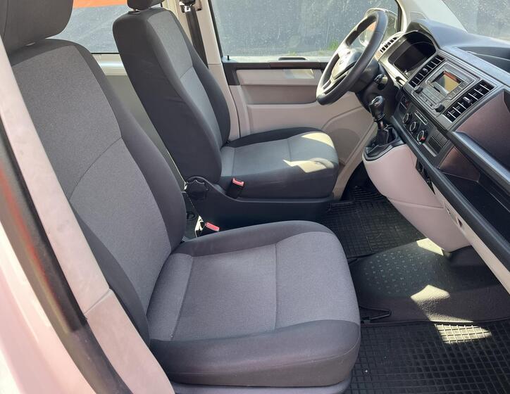 Volkswagen Transporter 13