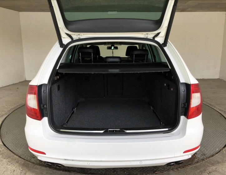 Škoda Superb 13