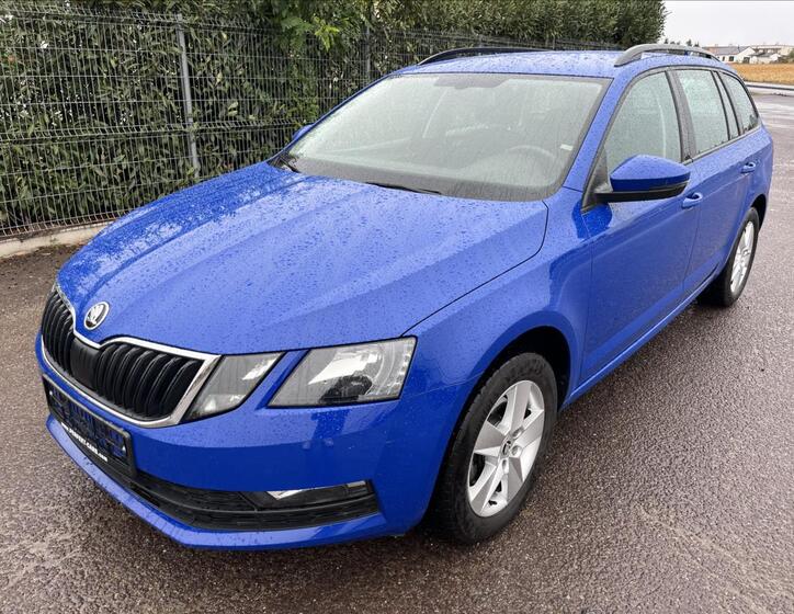 Škoda Octavia 1