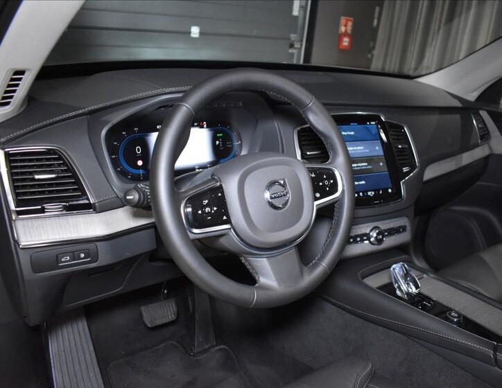 Volvo XC90 14