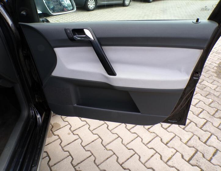 Volkswagen Polo 26