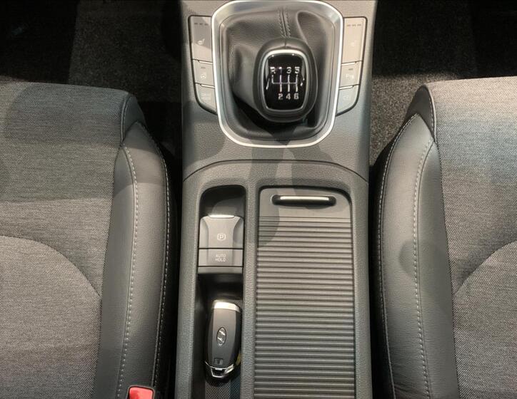 Hyundai i30 19