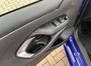 Toyota Yaris 12