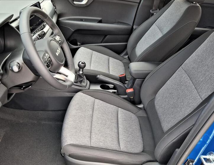 KIA Stonic 8