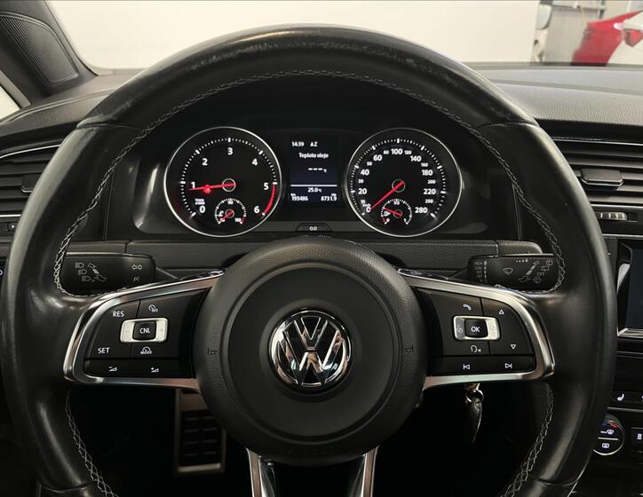 Volkswagen Golf 13
