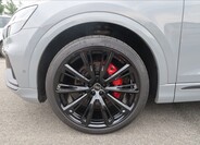 Audi Q8 10