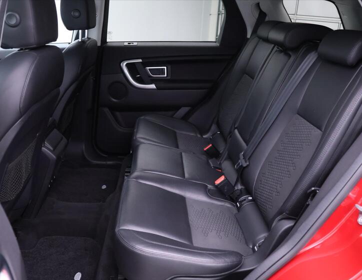 Land Rover Discovery Sport 15