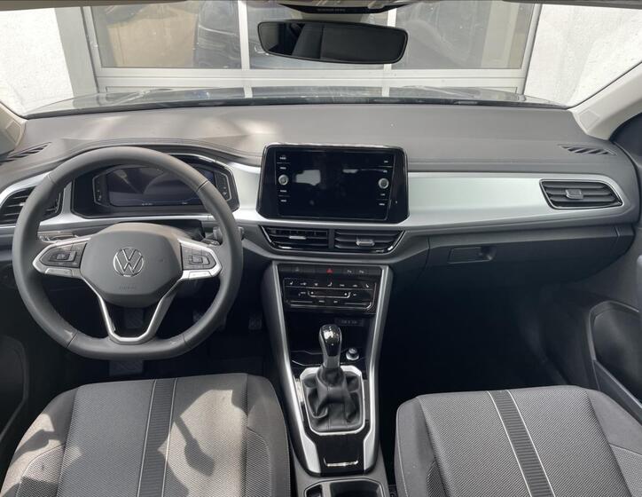 Volkswagen T-Roc 13