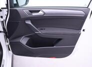 Volkswagen Touran 13