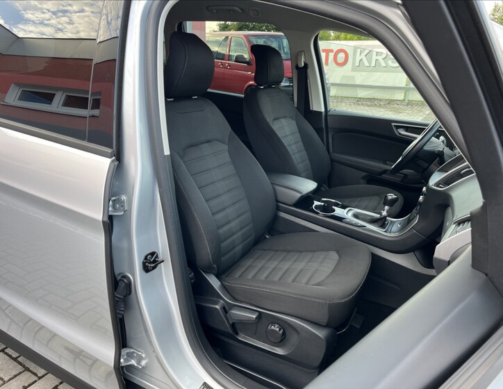 Ford Galaxy 22
