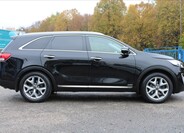 KIA Sorento 4
