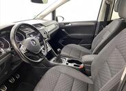 Volkswagen Touran 5