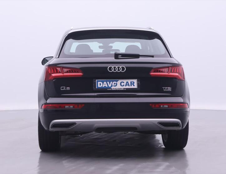 Audi Q5 6