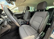 Volkswagen Passat 11