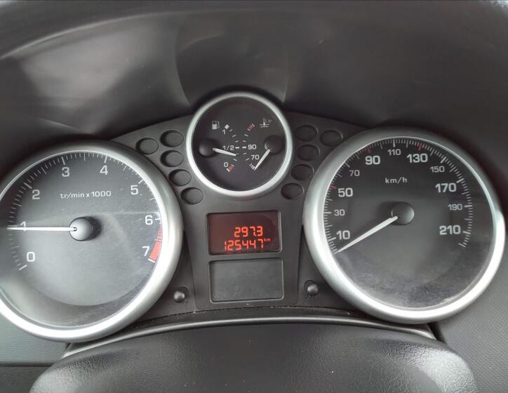 Peugeot 207 8