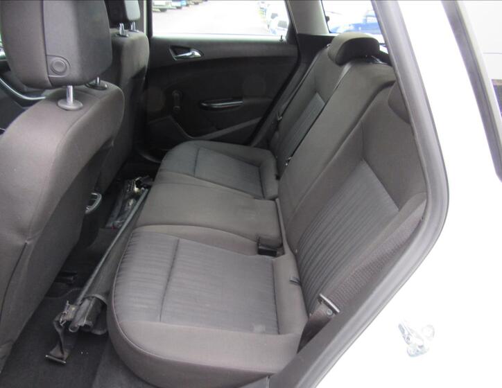 Opel Astra 10