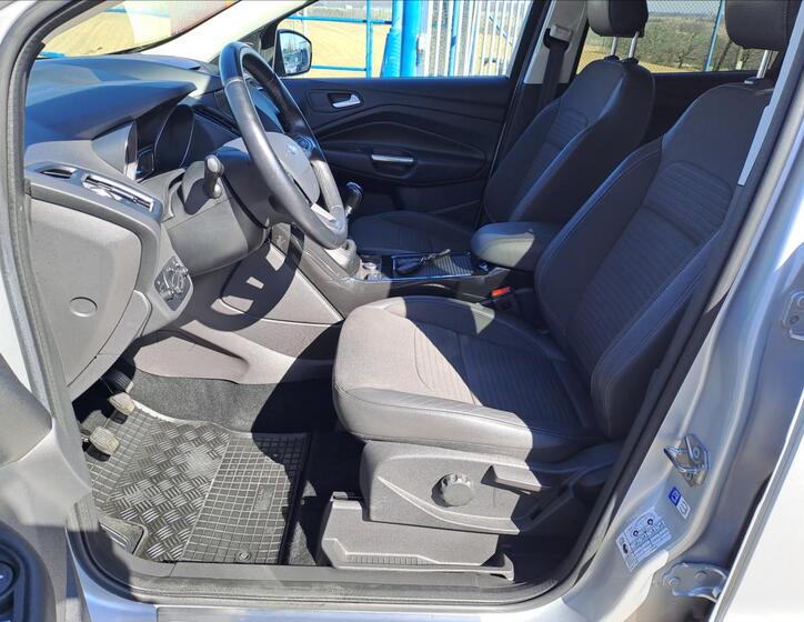 Ford Kuga 5