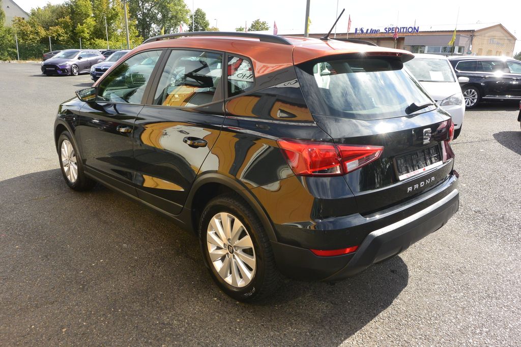 Seat Arona