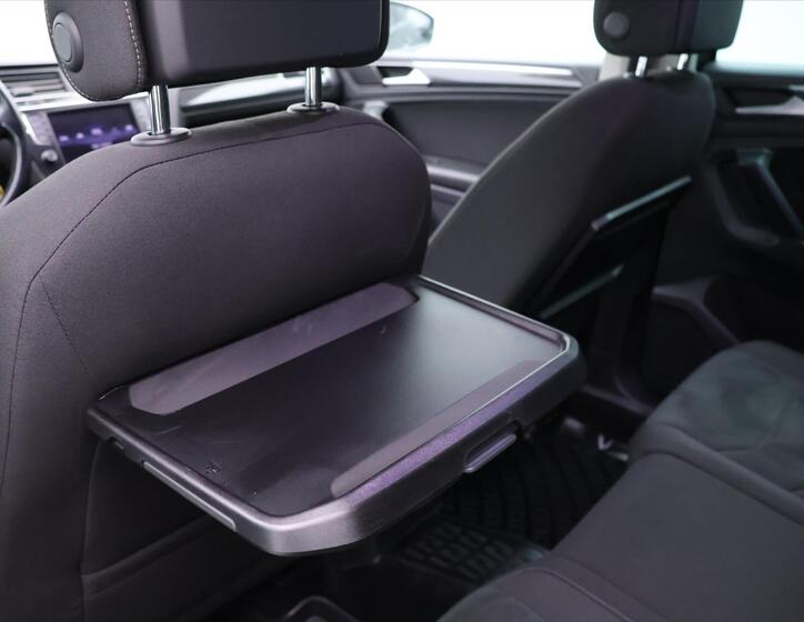 Volkswagen Tiguan 30