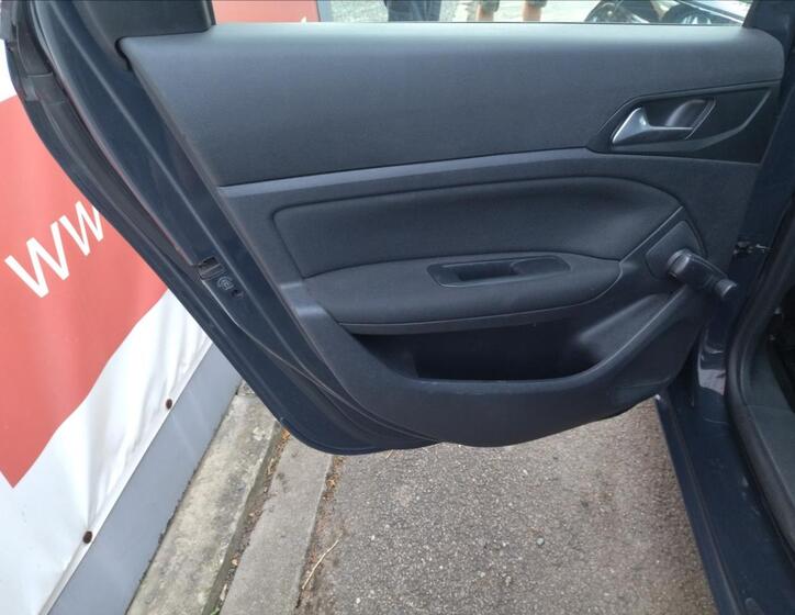 Peugeot 308 18